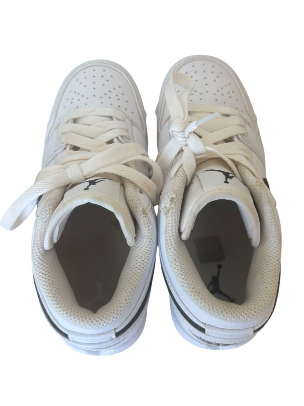 Nike Air Jordan 1 Low Youth Cleats - Picture 8 of 10